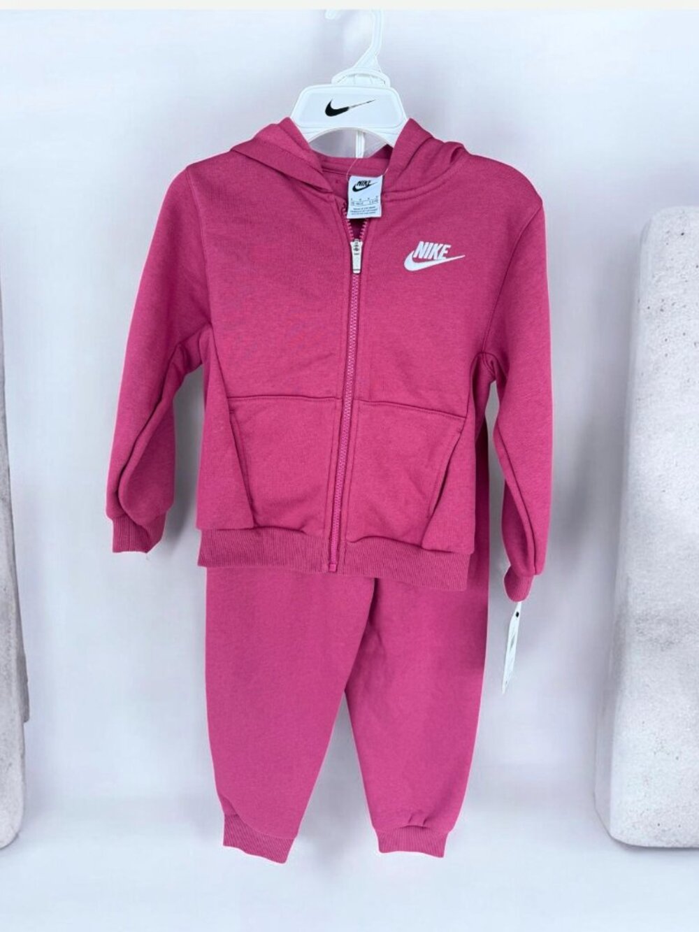 Nike Girl's 2-pc Fleece Hoodie FZ Sweatshirt Joggers Set Sweet Beet Size 6 NWT